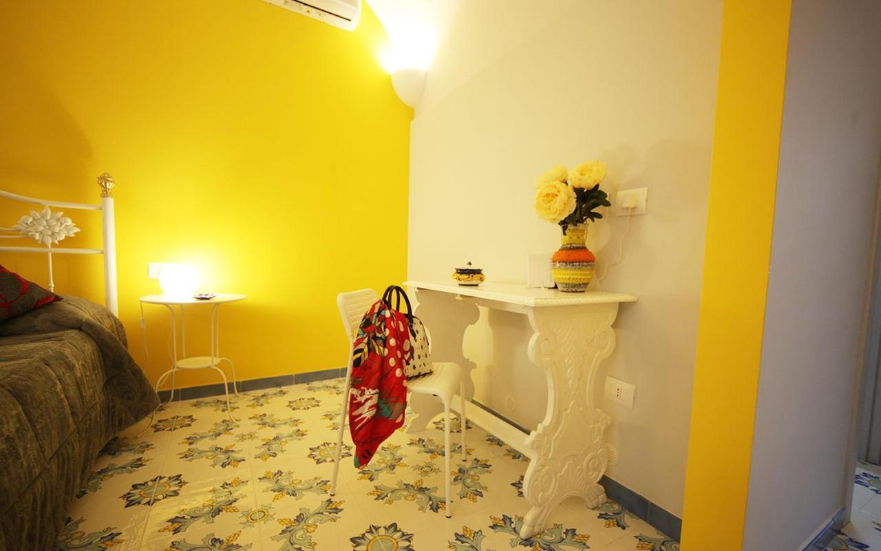 Domus Vilu Bed and Breakfast Nocera Superiore Εξωτερικό φωτογραφία